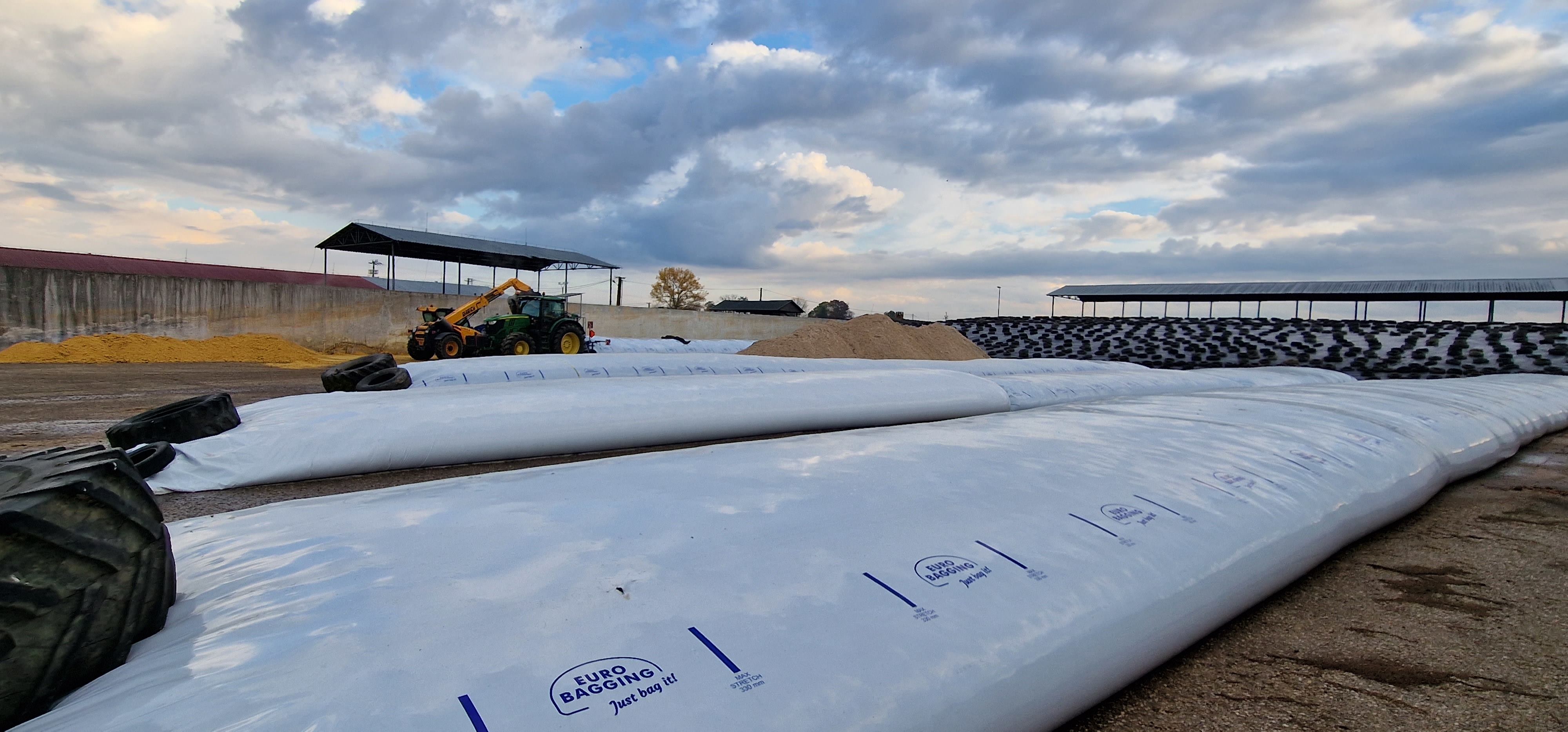 Jesenné práce na poli